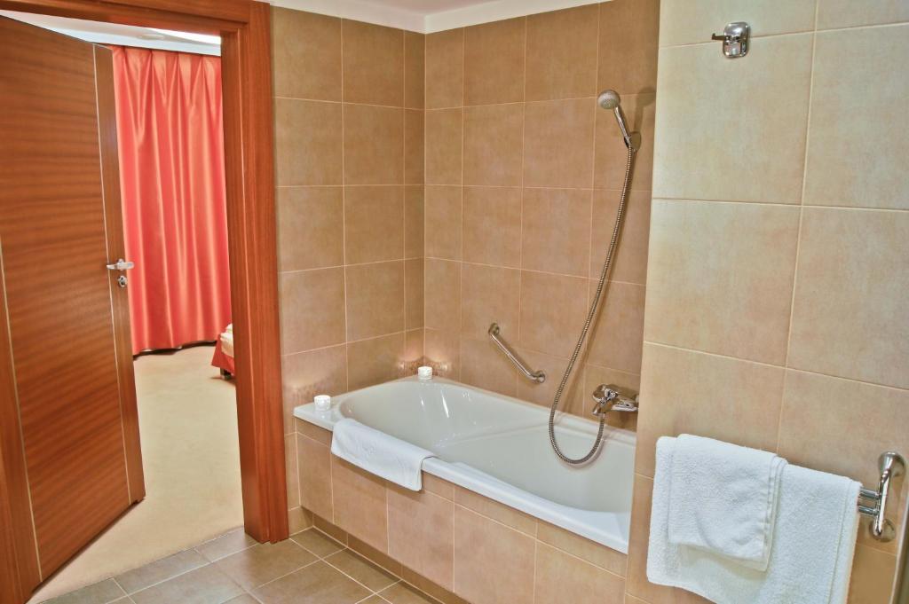Nocleg ze śniadaniem Rezydencja Belweder Klonowa 3*